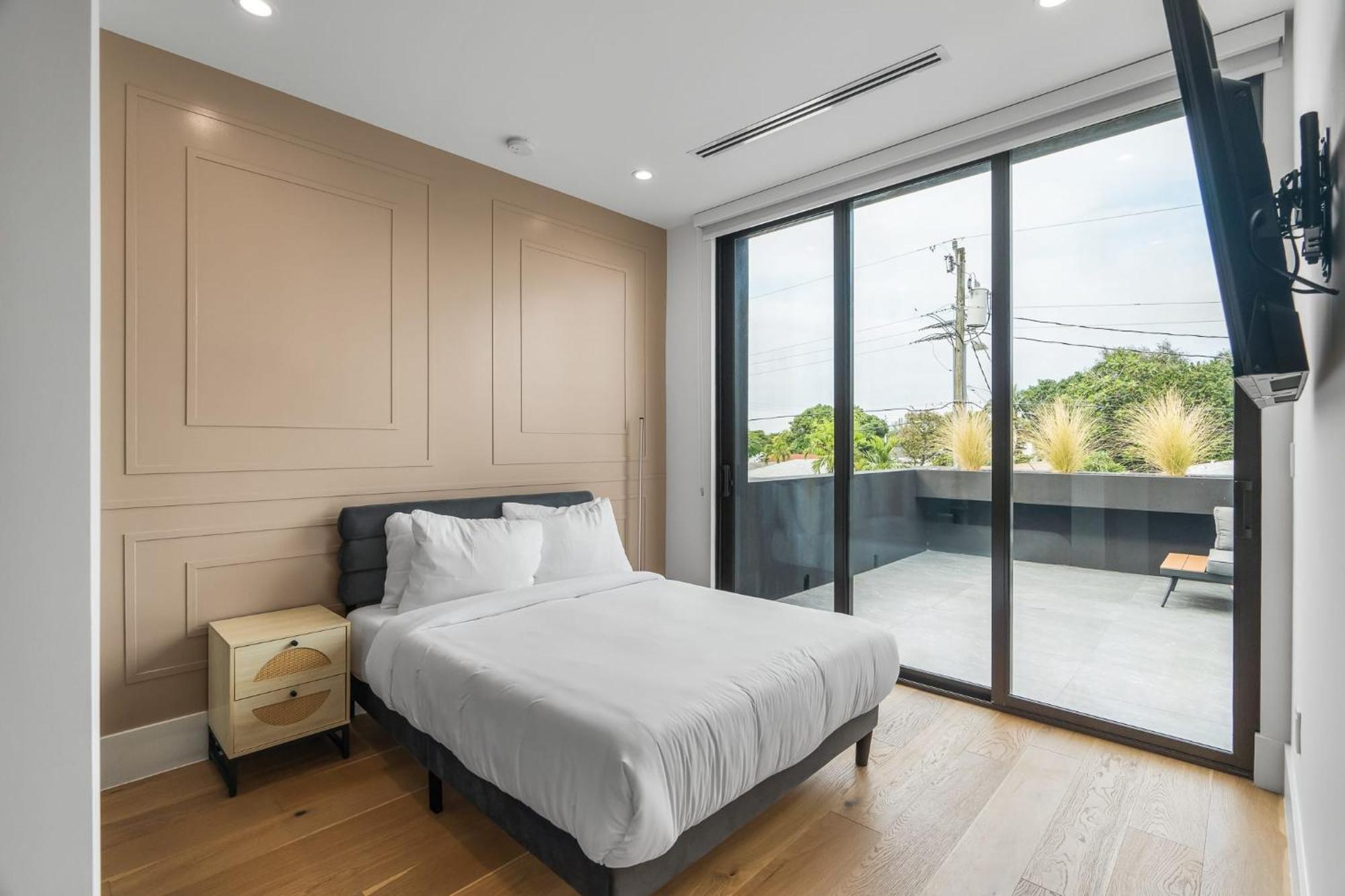 Casa de férias Modern Build Heated Pool Huge Open Concept Miami
