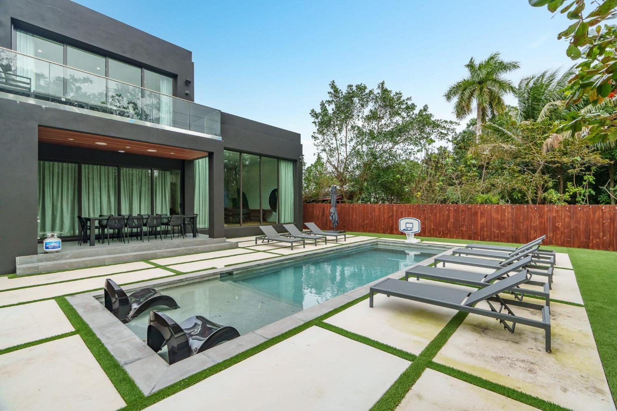 Casa de férias Modern Build Heated Pool Huge Open Concept Miami
