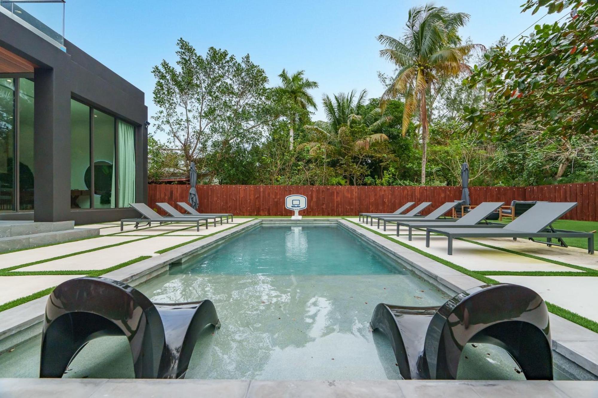 Casa de férias Modern Build Heated Pool Huge Open Concept Miami